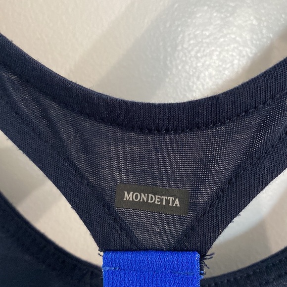 Navy and black Mondetta workout top - Picture 3 of 3
